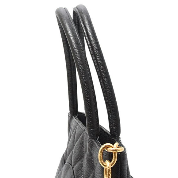 CHANEL Women's Matelasse Reissue Tote Bag, Hand Shoulder Caviar Skin, Black - Picture 5 of 10